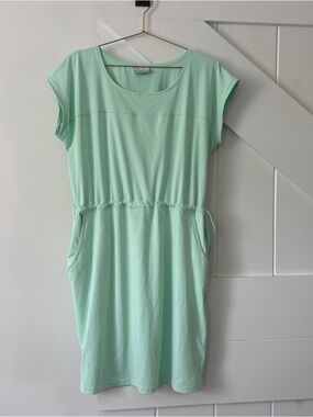 Columbia Women’s Short Sleeve Dress Drawstring Tie Waist Large Lightweight